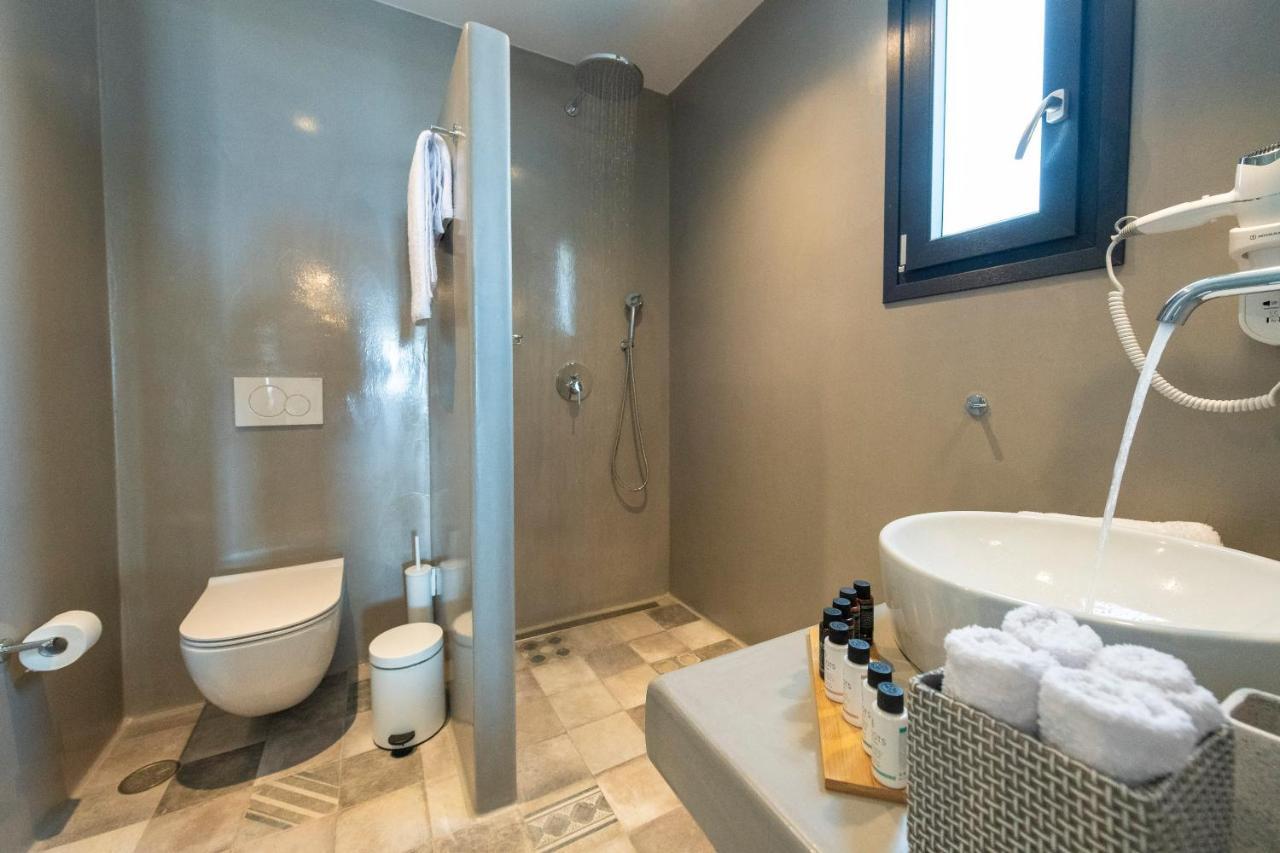 Aelia Suites Adamantas Eksteriør billede